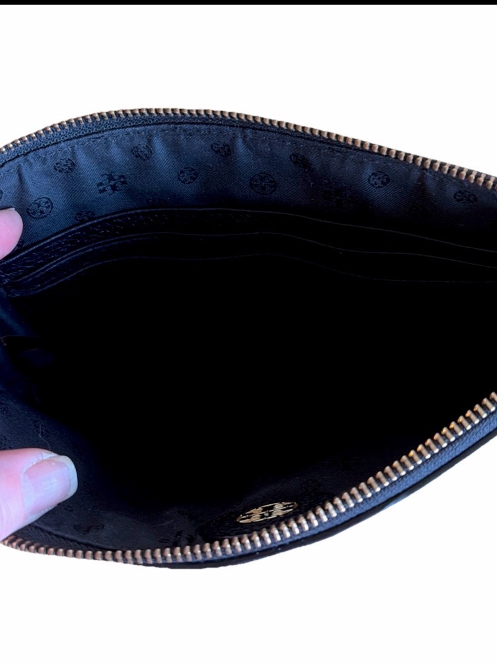 Tory Burch Robinson Black Leather Convertible Crossbody Clutch Bag - Picture 9 of 16